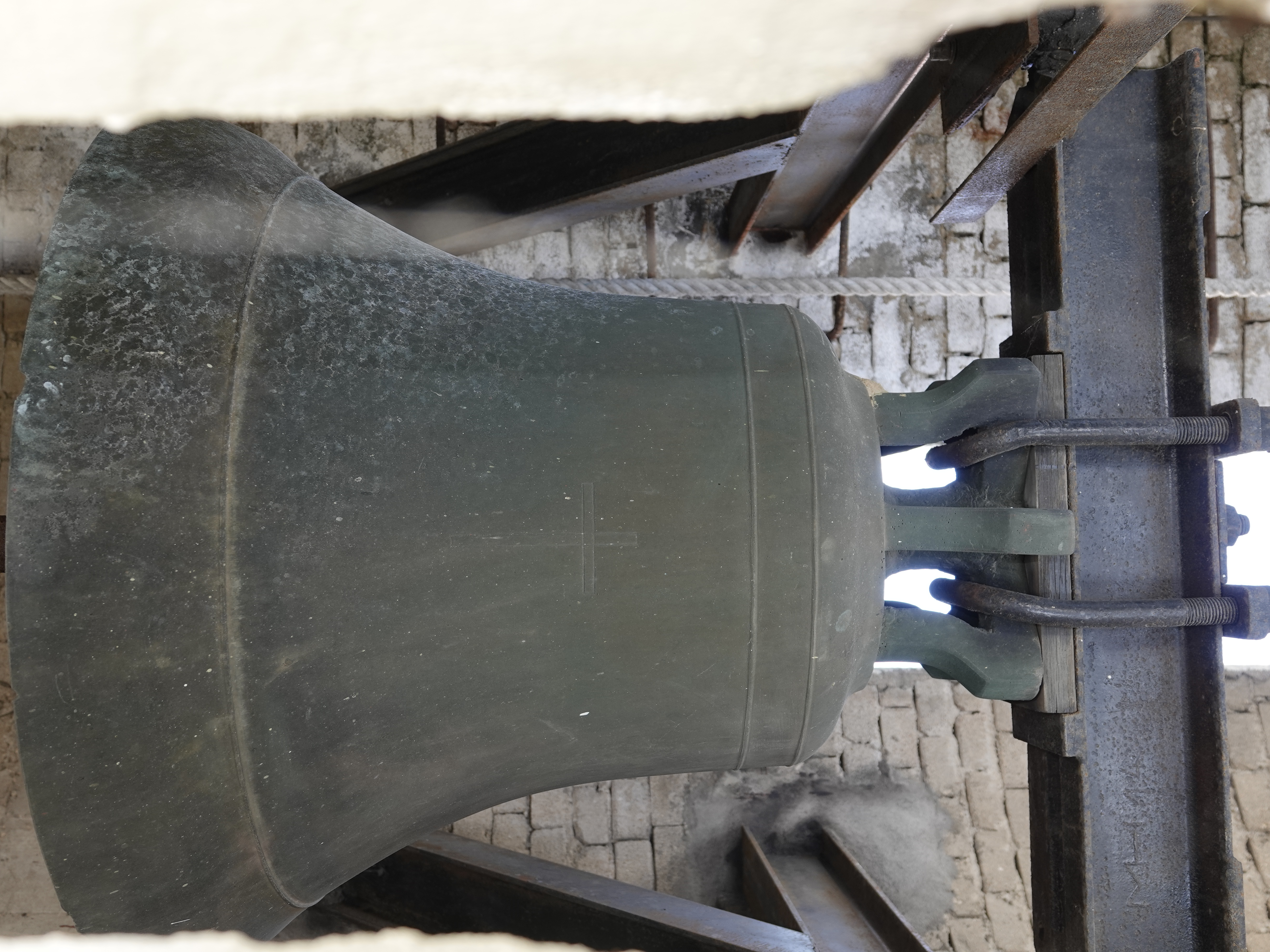  큰종 정면.jpeg