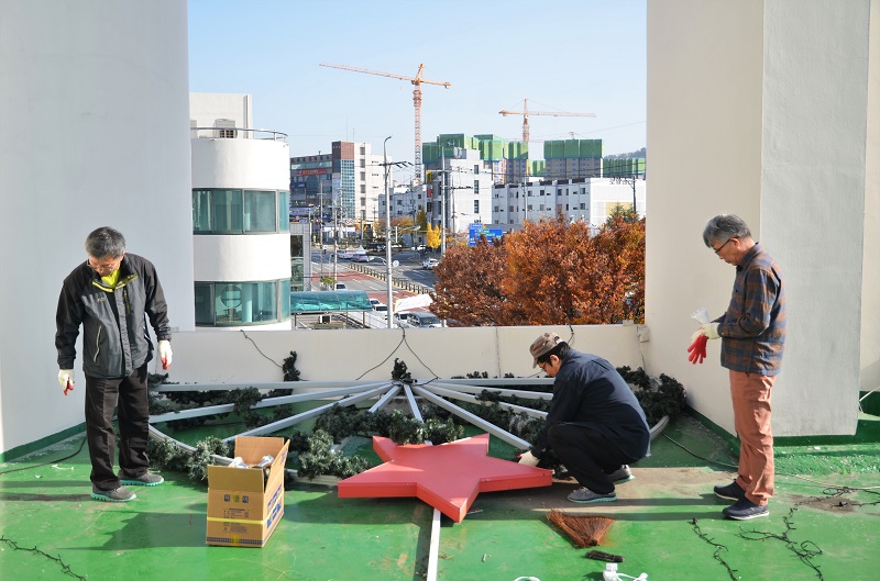 2016-11-12-트리작업 -7.JPG